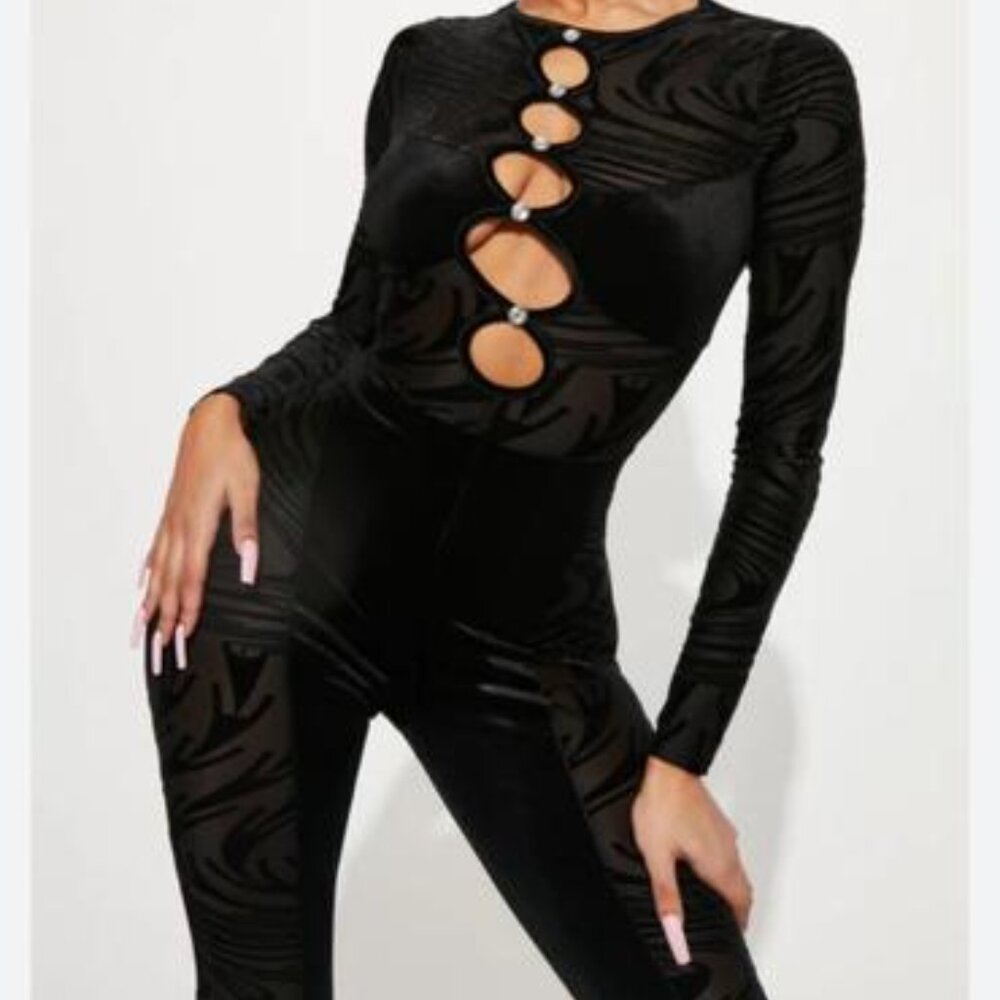 Gorgeous Video Vixon Black Velvet Jumsuit-Size M - Picture 2 of 8